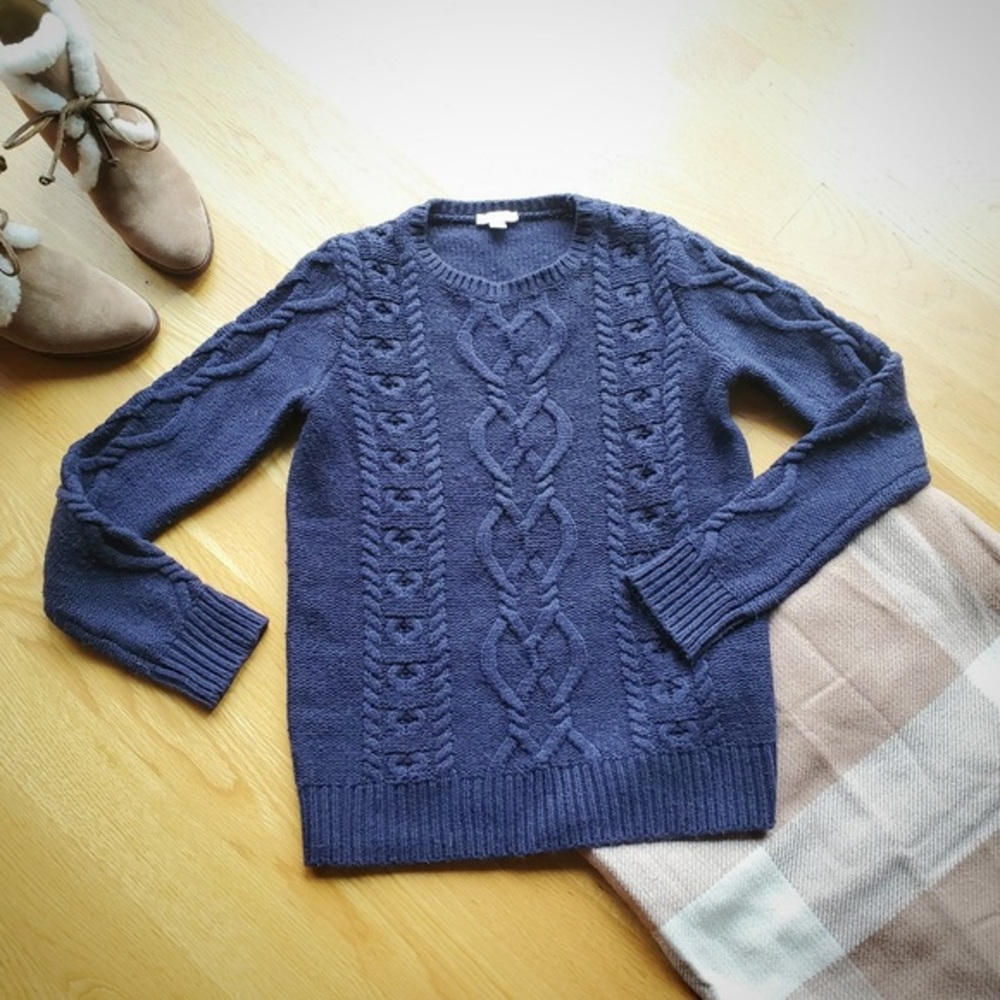 GAP Cable Knit Sweater